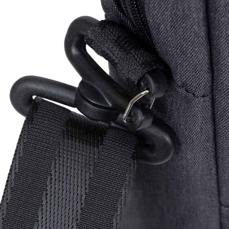 RivaCase ECO Laptop Shoulder Bag 15.6" Black